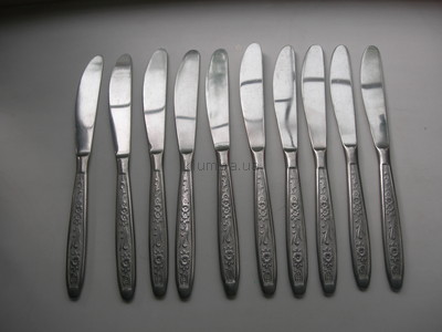 Ножи столовые, 10 шт, качество советское, отличные