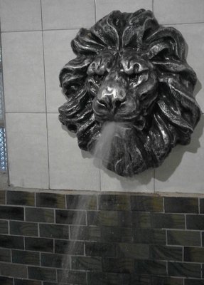Декоративный элемент для фасадов барельеф голова льва