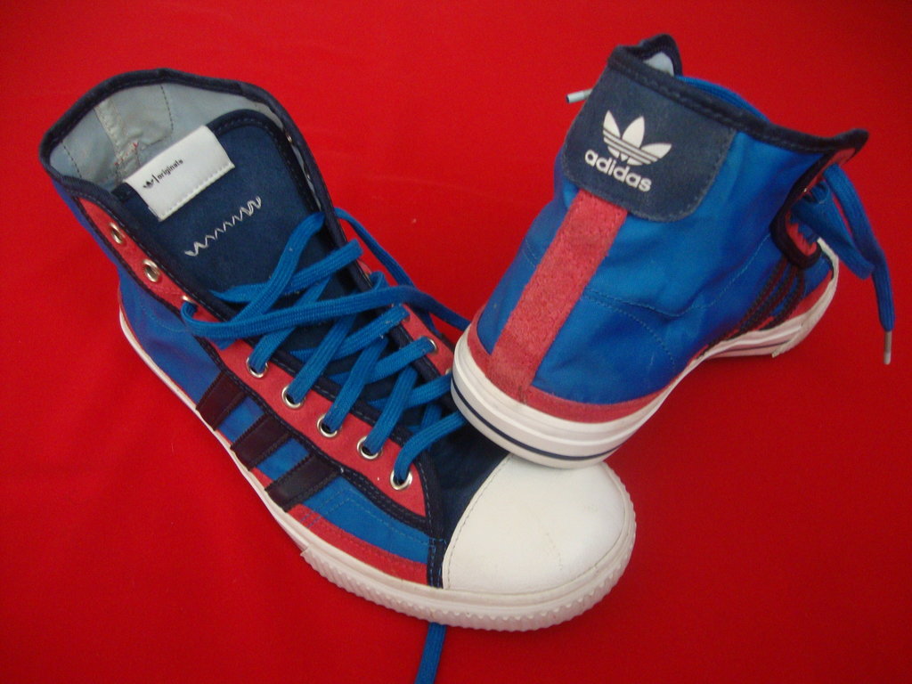 Адидас 38 размер. Adidas Originals высокие 22.000. Высокие кроссовки adidas Originals. Высокие кеды adidas Originals. Adidas высокие кеды 80.