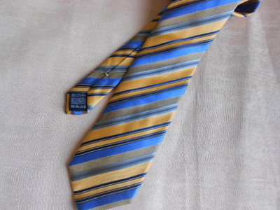 Стильный шелковый галстук, бренд Tie Rack. 100% silk seda.