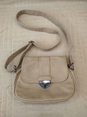 Продам новую,фирменную Nanucci,красивейшую сумочку .