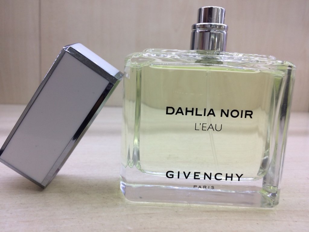 Givenchy dahlia noir. Dahlia Noir Givenchy 50мл. Dahlia Noir EDT 30ml. Givenchy Dahlia Noir leau EDT (W) 125m.