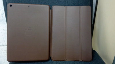 Чехол Smart Case для iPad New 2017 1822 9.7 кожаный Brown Коричневый Чехол Smart Case для iPad 20