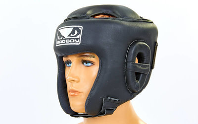 Шлем боксерский открытый с усиленной защитой макушки Bad Boy 6626 шлем бокс кожа, размер M-XL