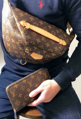 Мужская кожаная сумка на пояс Louis Vuitton. Бананка Louis Vuitton