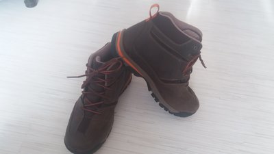 Timberland кожаные ботинки 40р кроссовки