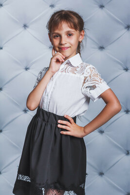 Блузка для девочки школьная с гипюром vsl-01621 белая блузка с коротким рукавом