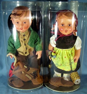 Коллекционная кукла - винтажная пара от M.I. Hummel Goebel - 30 см.