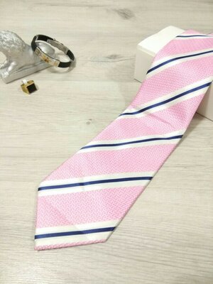 Оригинальный мужской шёлковый галстук. Италия.