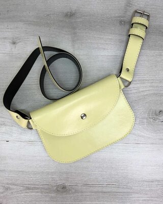 Жіноча сумка на пояс желтая сумка на пояс поясной клатч поясная сумка через плечо