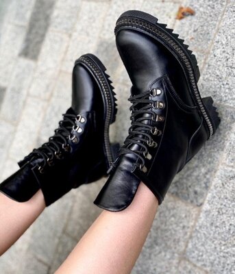 Женские чёрные натуральные кожаные зимние ботинки на шнуровке низкий ход натуральная кожа из кожи