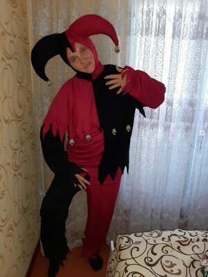 Карнавальный костюм Джокер на Хэллоуин.