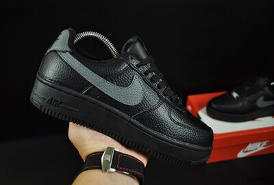 Зимние кроссовки Nike Air Force 1 черные, зима, мех