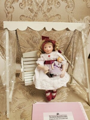 фарфоровая коллекционная кукла от Аштон Дрейк