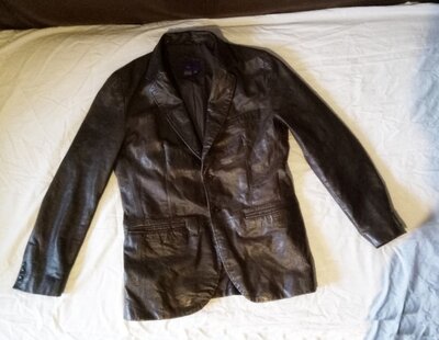 Zara кожанный пиджак. Размер Eur XL Mex 42 Турция