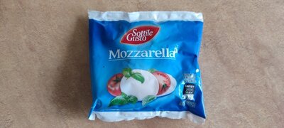 Сыр Моцарелла Sottile Gusto Mozzarella Польша .