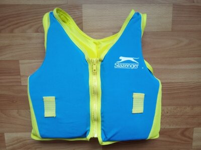 Спасательный жилет для плавания Slazenger р. 2-3 года 15-18 кг 