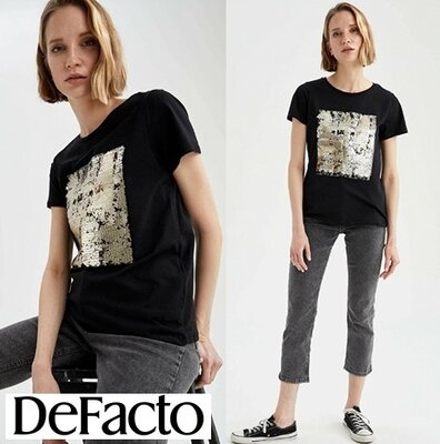 Черная женская футболка Defacto/Дефакто с принтом из паеток. фирменная Турция