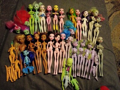 Продано: Куклы Барби Братц Винкс Монстер Хай Эвер Афтер Кукла Mattel одежда обувь детали запчасти аксессуары