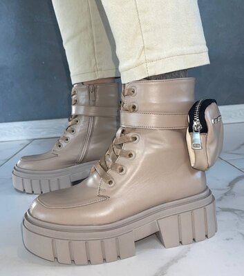 Женские зимние бежевые натуральные кожаные ботинки с карманом на массивной подошве шнурках молнии из