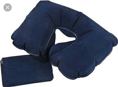 Синяя надувная подушка с чехлом для путешествий