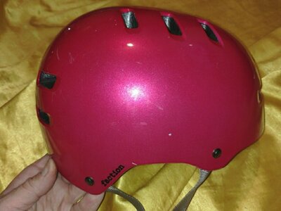 Спортивний фирменний защитний шлем каска катание плавание Crane Крэйн .л-хл .54-59.с-м-л-хл.унисек