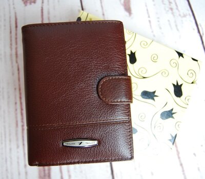 Продано: Большой мужской кожаный кошелек,портмоне мужской,натуральная кожа,коричневый ек36