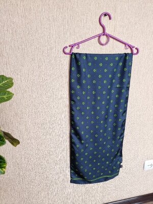 легкий шарф из натурального шёлка Boku, шов роуль