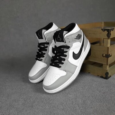 Чоловічі кросівки Nike Air Jordan 1 Retro 41-46 