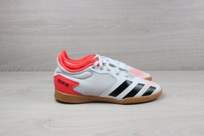 Продано: Футбольные кроссовки / футзалки Adidas predator оригинал, размер 34 бампы