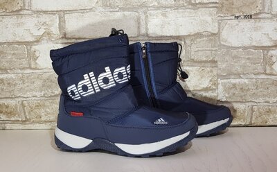 Зимние женские спортивные ботинки Adidas сапожки на меху