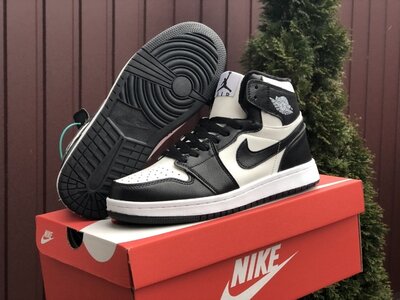 Зимние кроссовки на меху Nike Air Jordan, черные с белым 40-44р