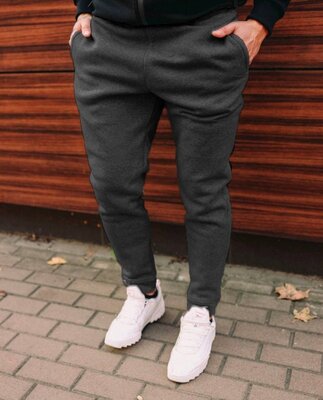 Теплые мужские спортивные штаны с начесом на флисе черные брюки трикотажные на манжетах с карманами
