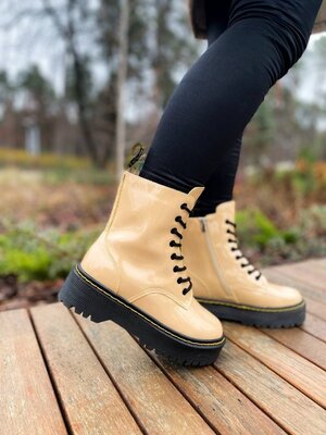 Женские ботинки Dr. Martens Jadon Beige Patent Premium мех зима скидка sale  / жіночі черевики: 1549 грн - зимние ботинки dr. martens в Одессе,  объявление №31893765 Клубок (ранее Клумба)