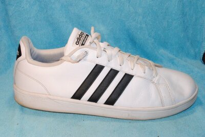 Продано: adidas белые кроссовки 48 размер оригинал