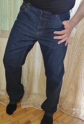 Стильние новие фирменние класические джинси брюки бренд.Hero.л-хл.38-32