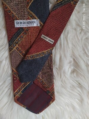 Giorgio Armani cravatte шелковый галстук нереальной красоты