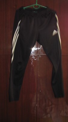 Продано: Спортивные штаны Adidas размера М
