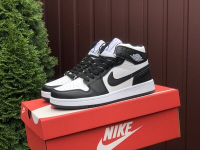 Кросівки високі Nike Air Jordan, чорні з білим 36-41р