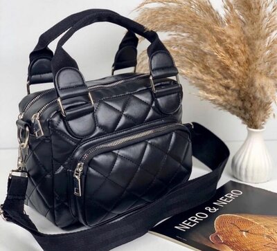 Бомбезна стильна жіноча чорна стьобана сумка, молодіжна сумочка,топова сумка в наявності,хіт року