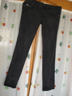 Супер джинсы черного цвета diesel l-34.w29,.98%коттон2%'эластан