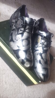 мужские туфли Fashion lv7671 лаковые серый металлик с черными цветами