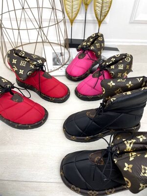 Женские ботинки дутики зимние Louis Vuitton