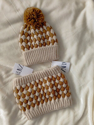 Продано: Зимовий теплий комплект Зара шапка снуд