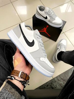 Кросівки чоловічі Nike Air Jordan 1 low, сірі