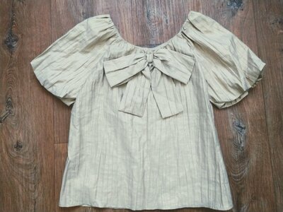 Красива блуза з жатої тканини, Zara