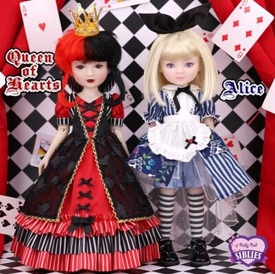 Аліса и Королева Чирв 31 cm від Ruby Red Fashion Friends