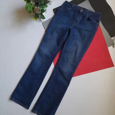 Massimo dutti классные модные джинсы р евро 40